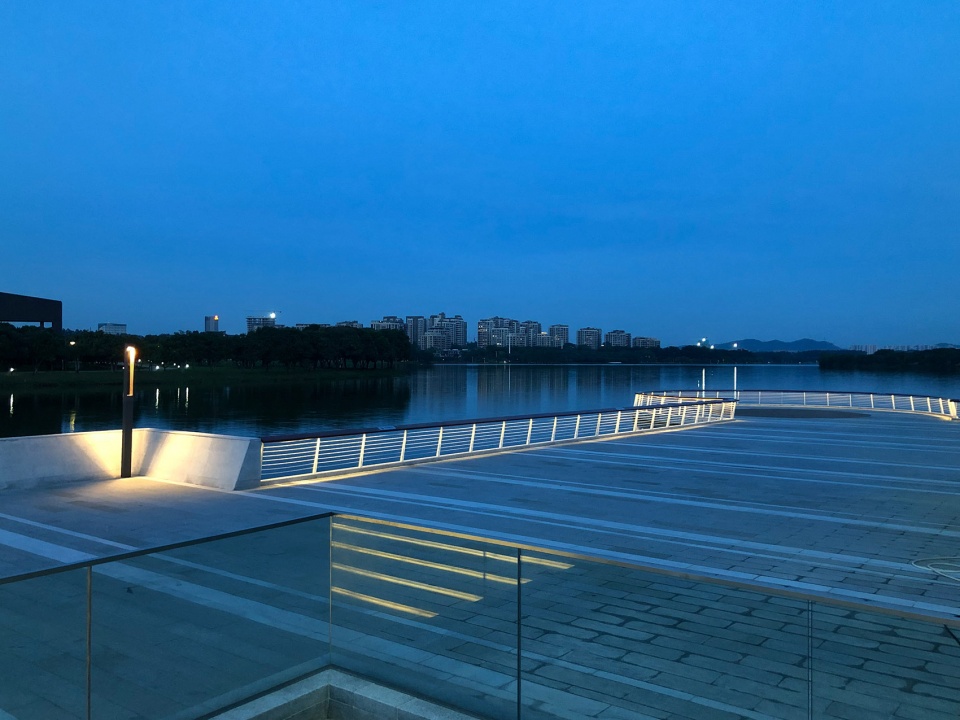 Songshan Lake Central Area Lounge Corridor Demonstration Section Reconstruction and Upgrade Project by DONGDA SHENZHEN DESIGN CO LTD