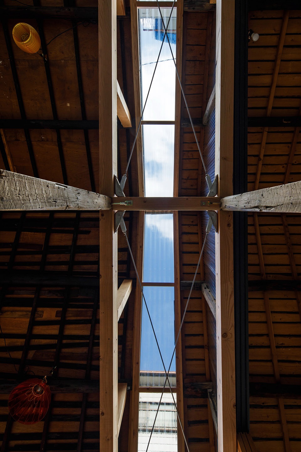 honjo west office by OSTR