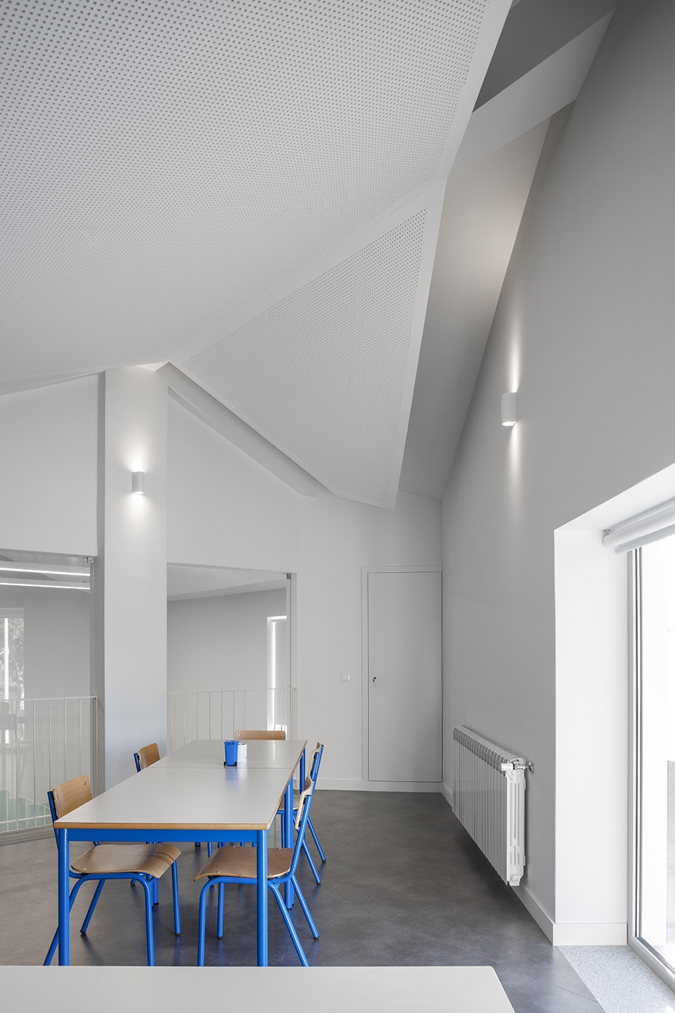 Sao Bernardo Elementary School Aveiro by ARTE TECToNiCA