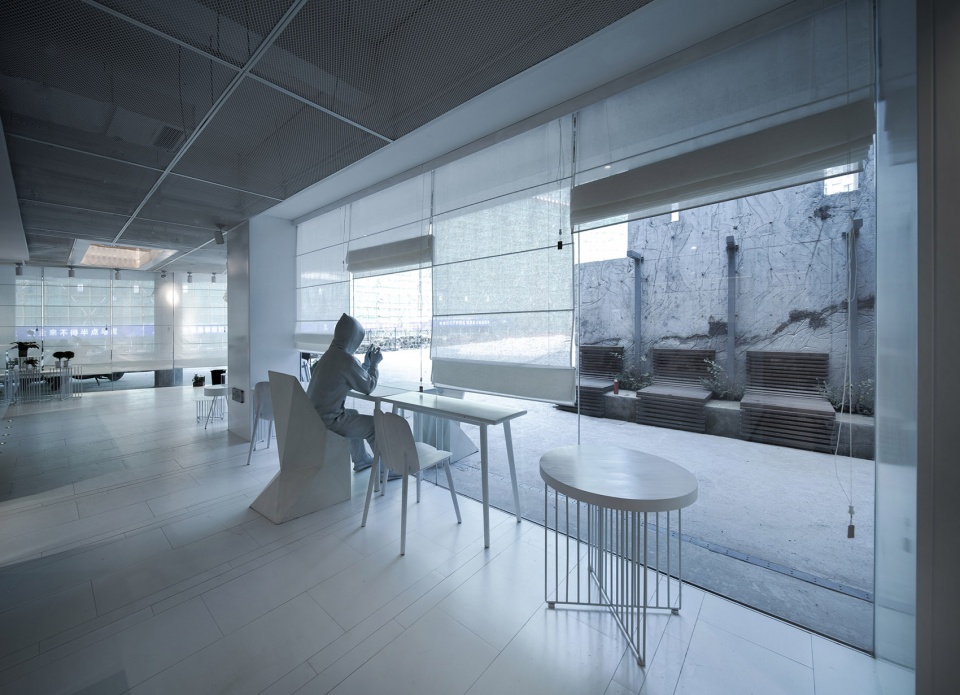 Zhijian Bookstore White China by SMY Space Interior Design Studio