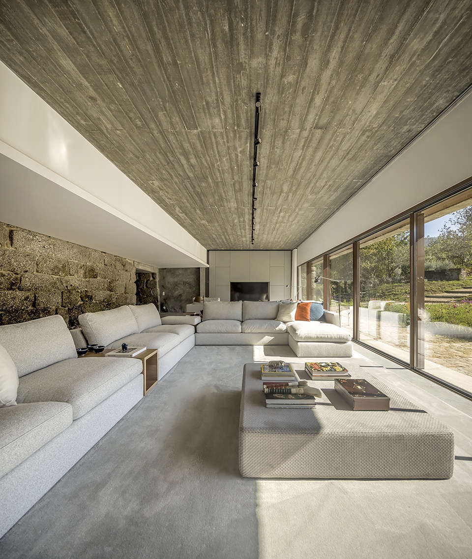 casa no minho by germano de castro pinheiro