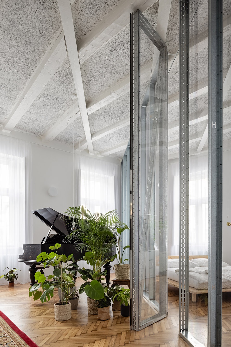 1903 apartment by kilohonc