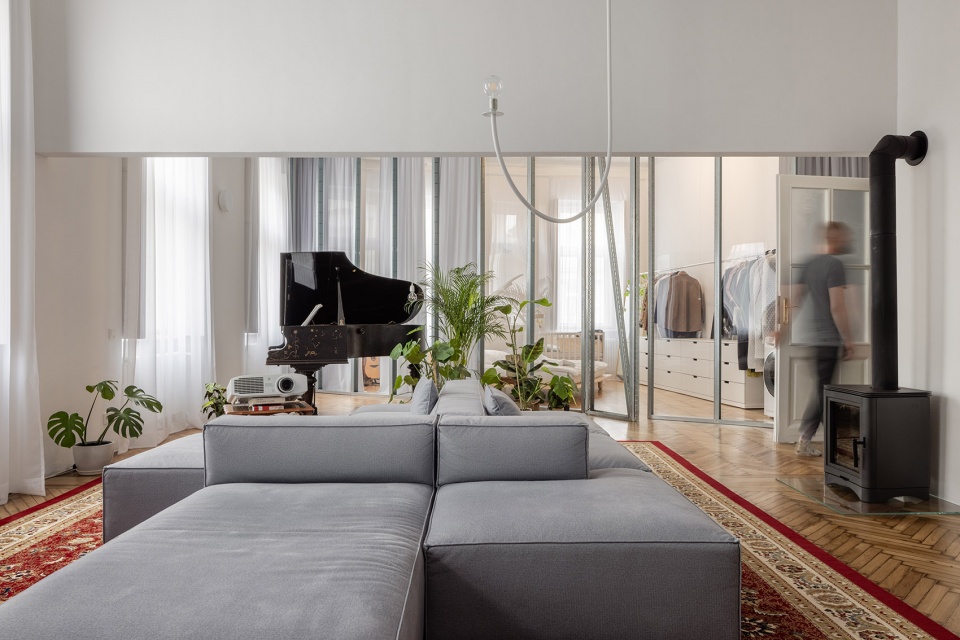1903 apartment by kilohonc