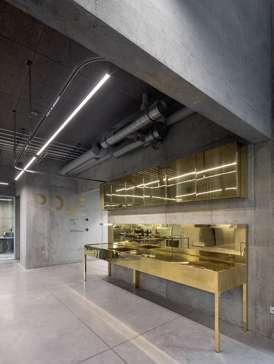 fort agglo 21 technology park by randja farid azib architects