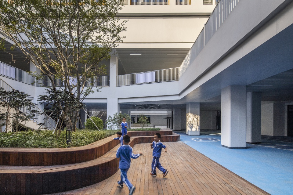 shenzhen futian meixiang school china by cmad architects