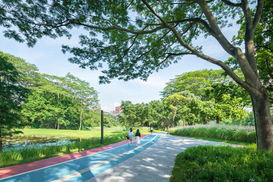 Songshan Lake Central Area Lounge Corridor Demonstration Section Reconstruction and Upgrade Project by DONGDA SHENZHEN DESIGN CO LTD