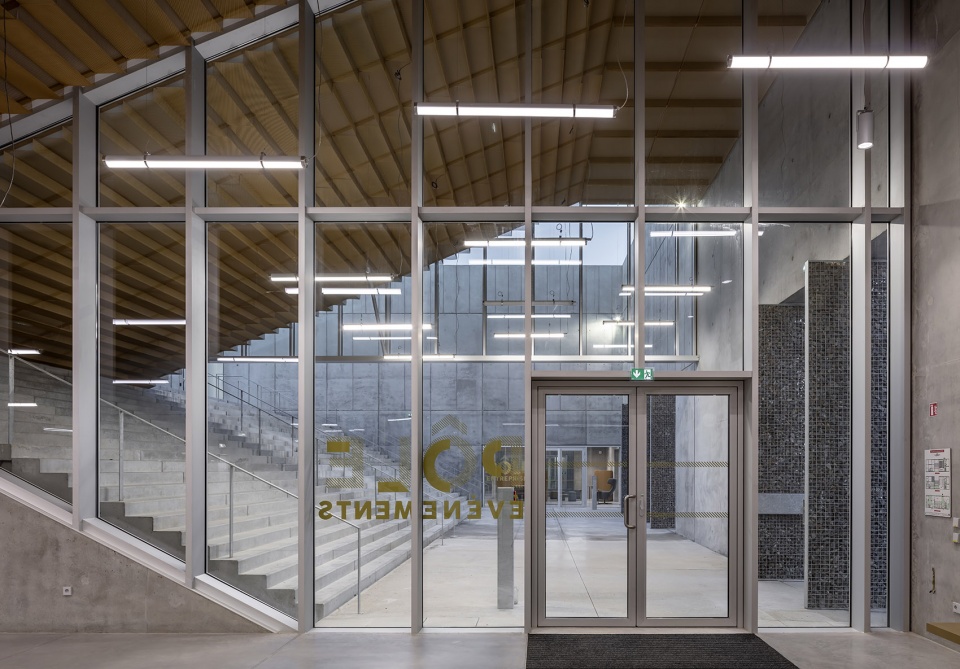 fort agglo 21 technology park by randja farid azib architects