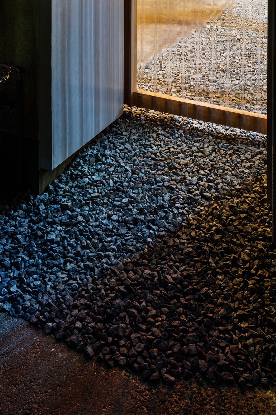 honjo west office by OSTR