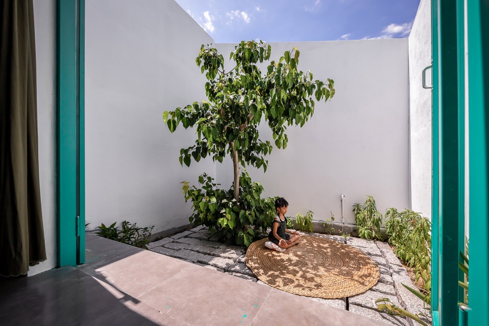 Phu Yen House by Story Architecture