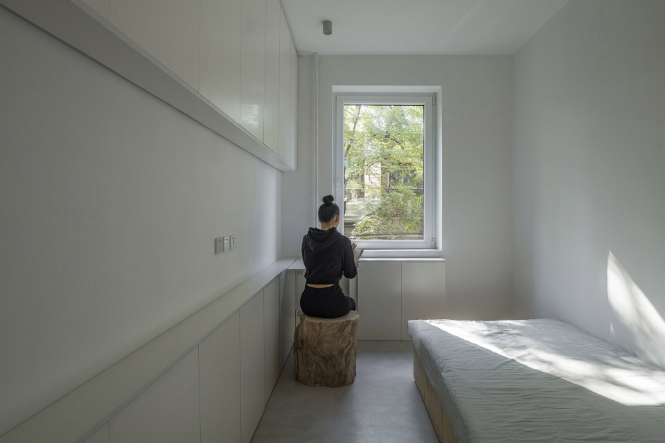 POST WAR APARTMENT T101 China by ROOI Design and Research