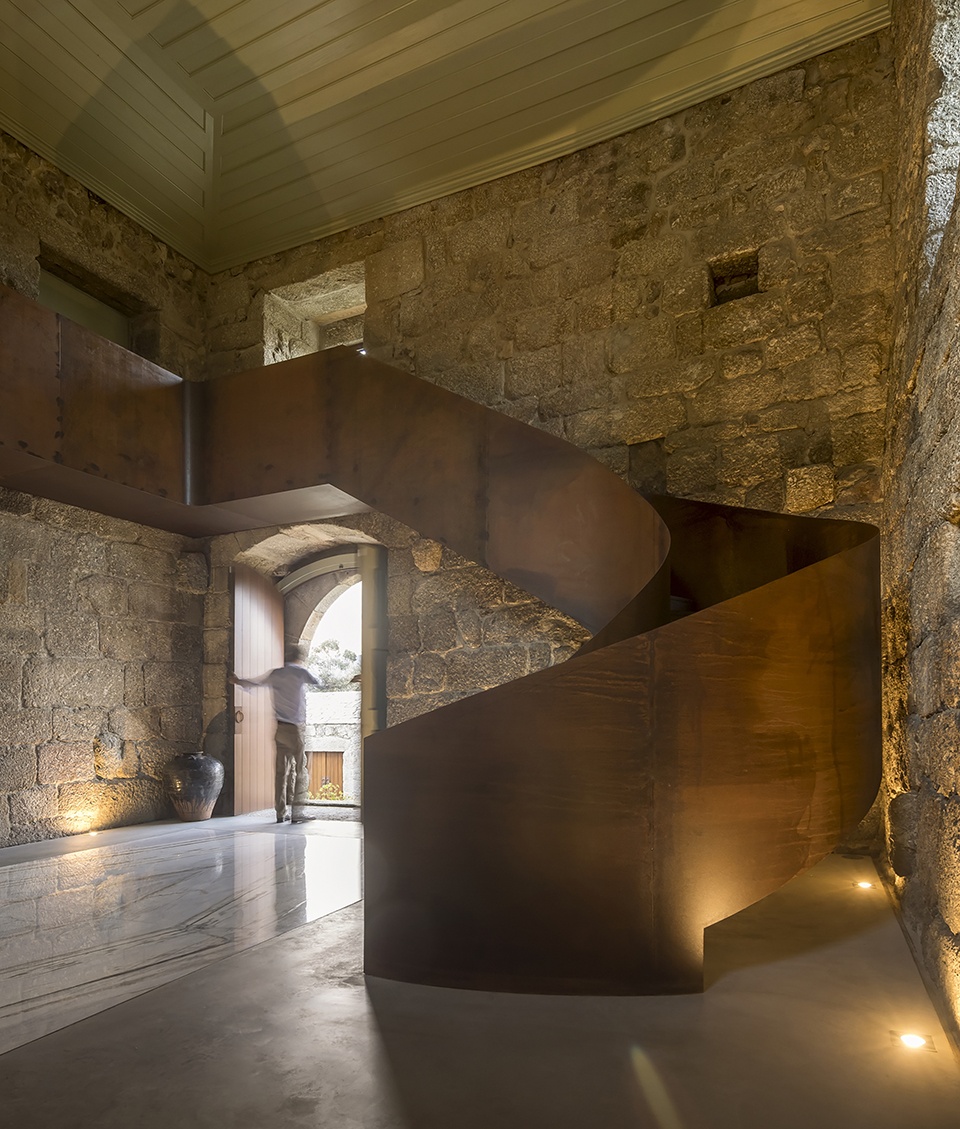 casa no minho by germano de castro pinheiro