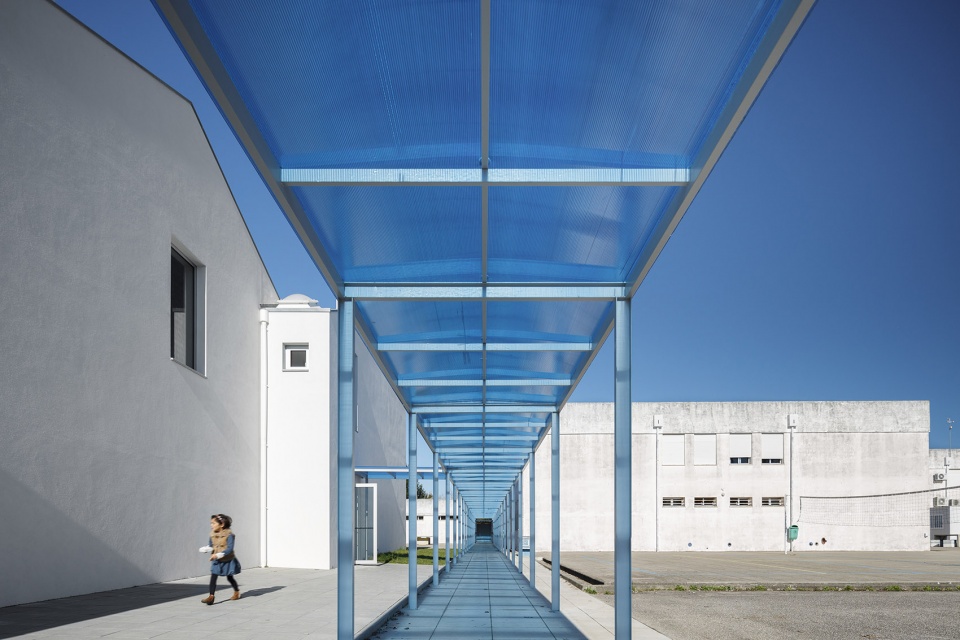 Sao Bernardo Elementary School Aveiro by ARTE TECToNiCA