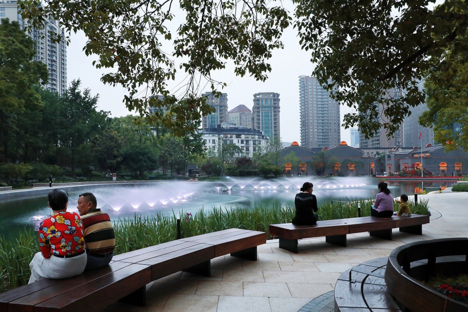 Taipingqiao Park China by DLC