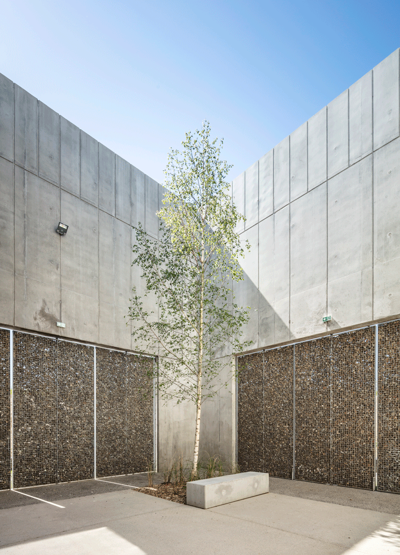 fort agglo 21 technology park by randja farid azib architects