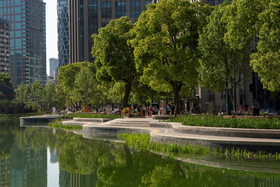 Taipingqiao Park China by DLC