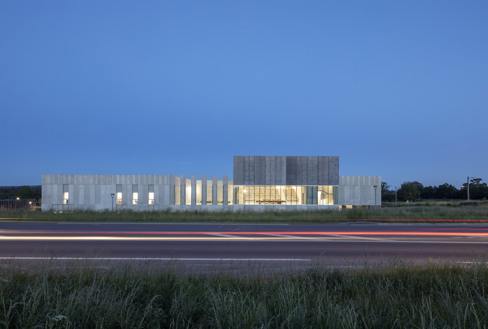 fort agglo 21 technology park by randja farid azib architects