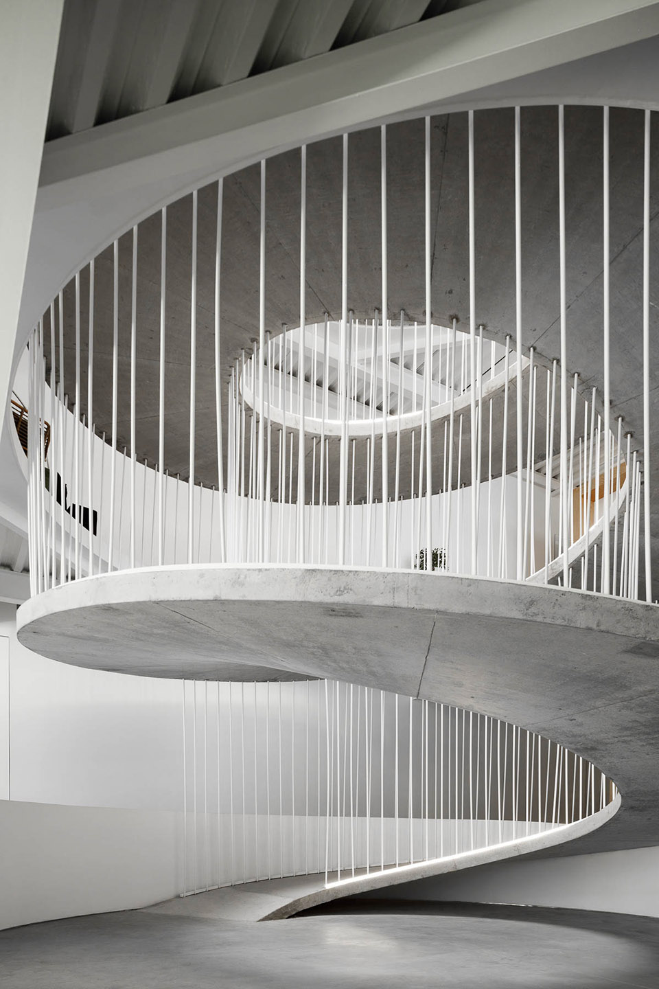 EGOI CLAVEL S KITCHEN by PAULO MERLINI architects