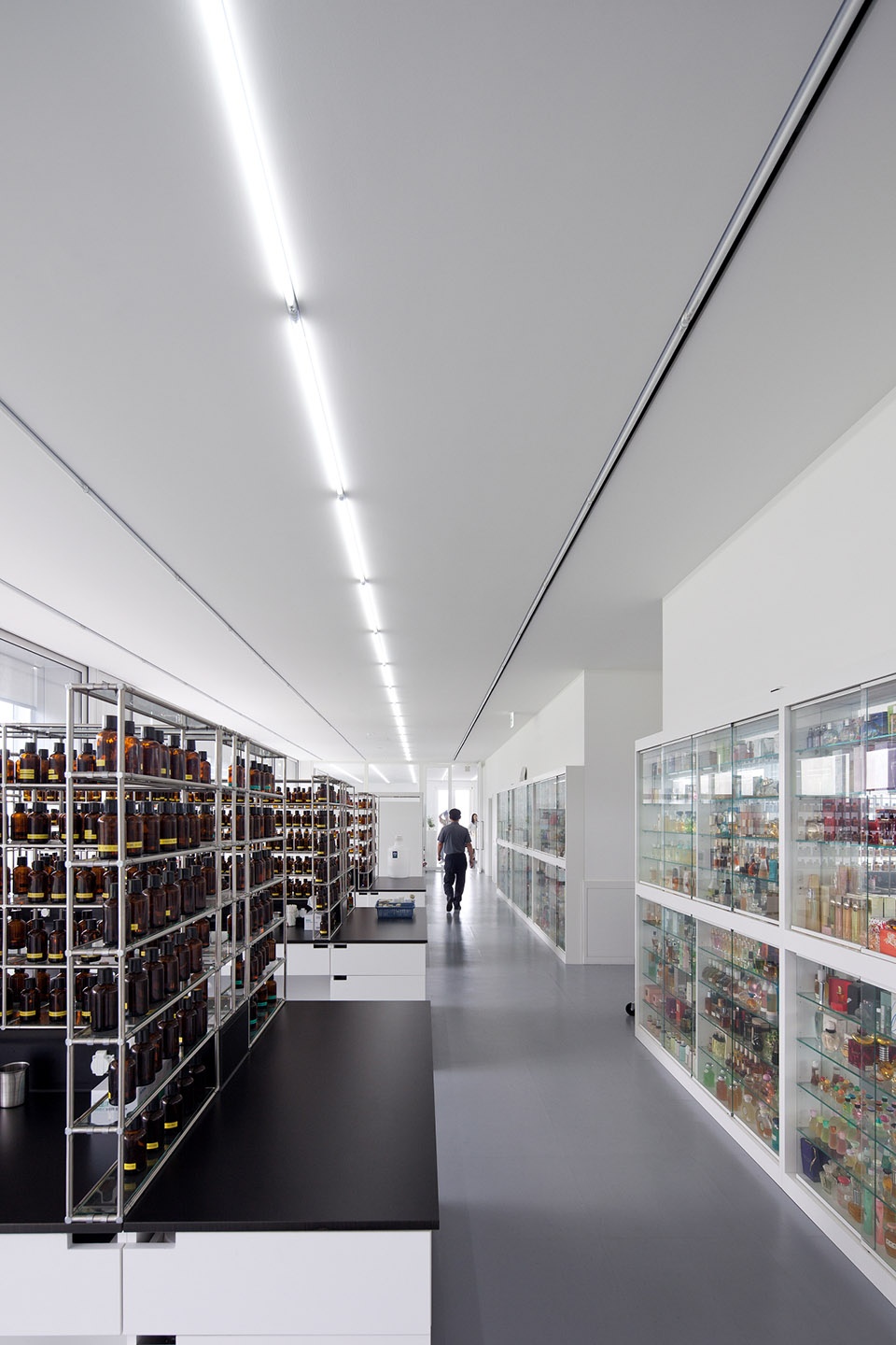 Amore Pacific Research and Design Center Alvaro Siza Carlos Castanheira Kim Jang Kyu