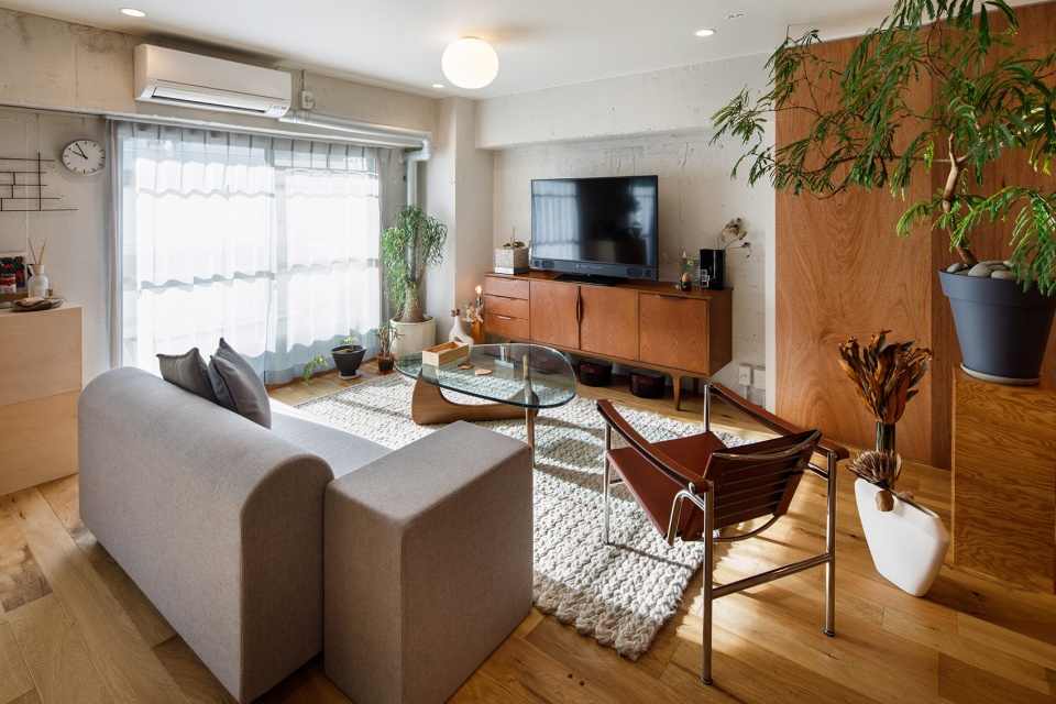 u house osaka by rivvon inc