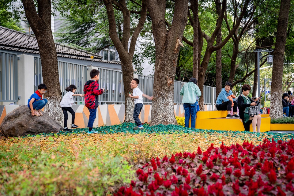 Dongtang Street renovation Edging design