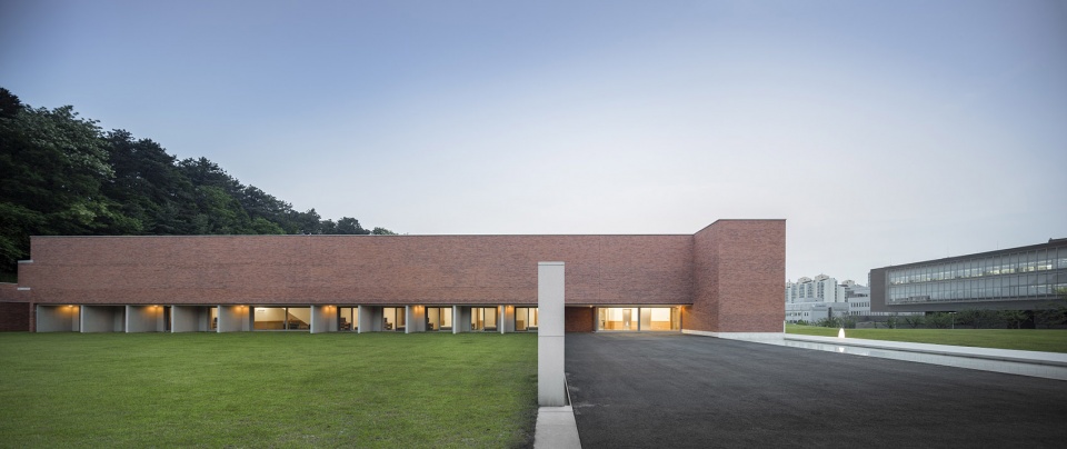 Amore Pacific Hotel Alvaro Siza Carlos Castanheira Kim Jang Kyu