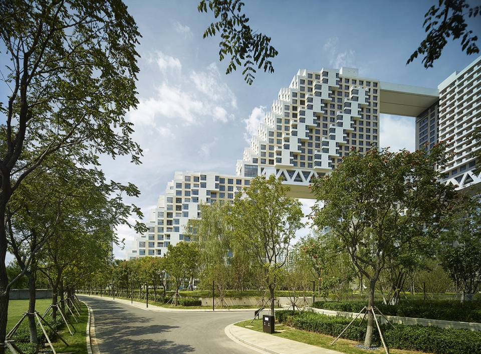 habitat qinhuangdao by safdie architects