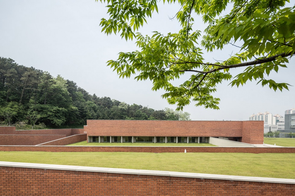 Amore Pacific Hotel Alvaro Siza Carlos Castanheira Kim Jang Kyu