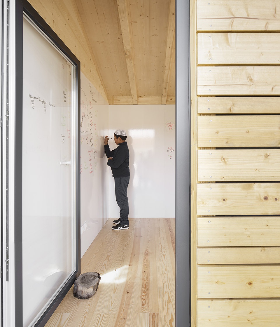 study rooms of the international school of palmela portugal by estudio amatam