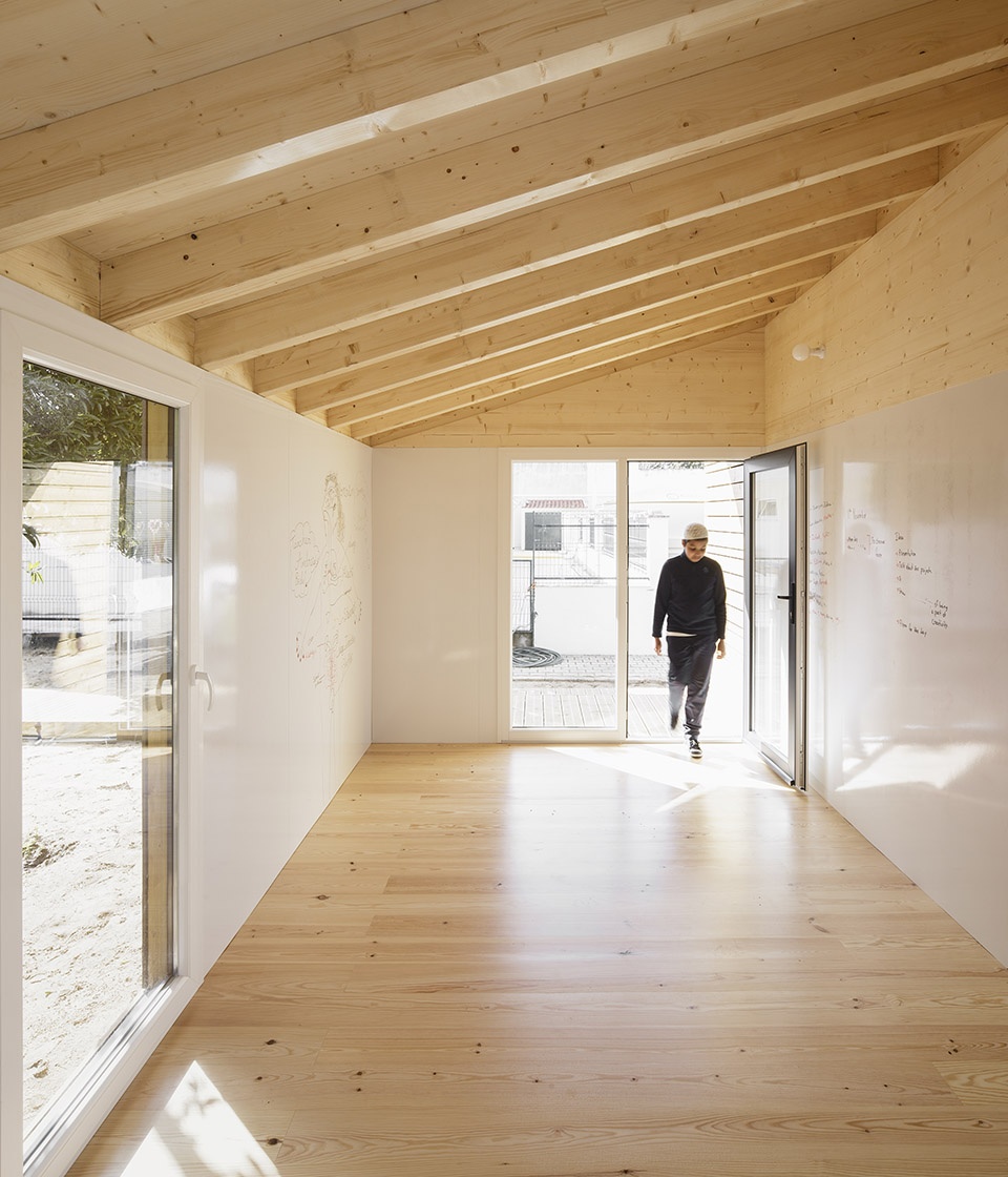 study rooms of the international school of palmela portugal by estudio amatam
