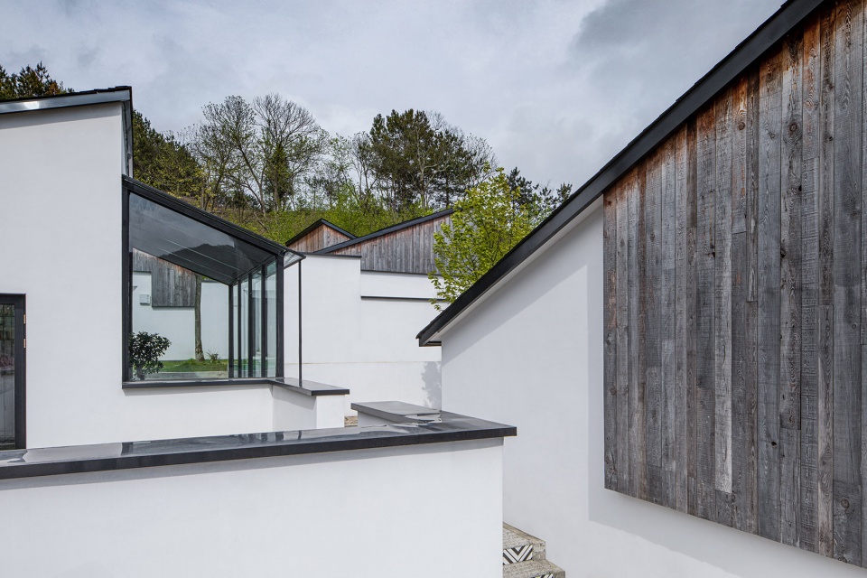 Cloudy Courtyard China by One Take Architects