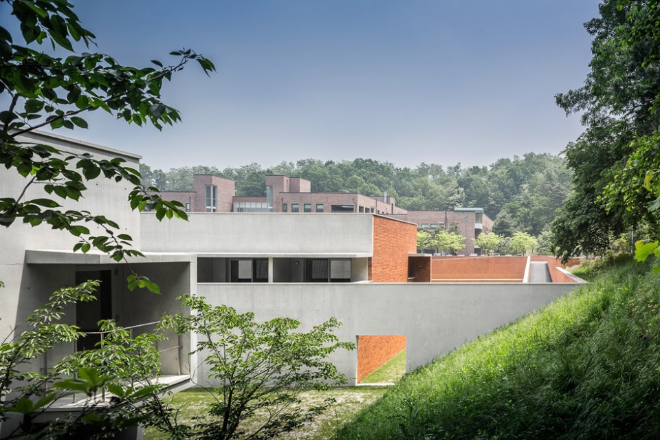 Amore Pacific Hotel Alvaro Siza Carlos Castanheira Kim Jang Kyu