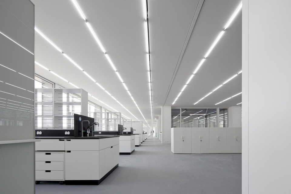Amore Pacific Research and Design Center Alvaro Siza Carlos Castanheira Kim Jang Kyu
