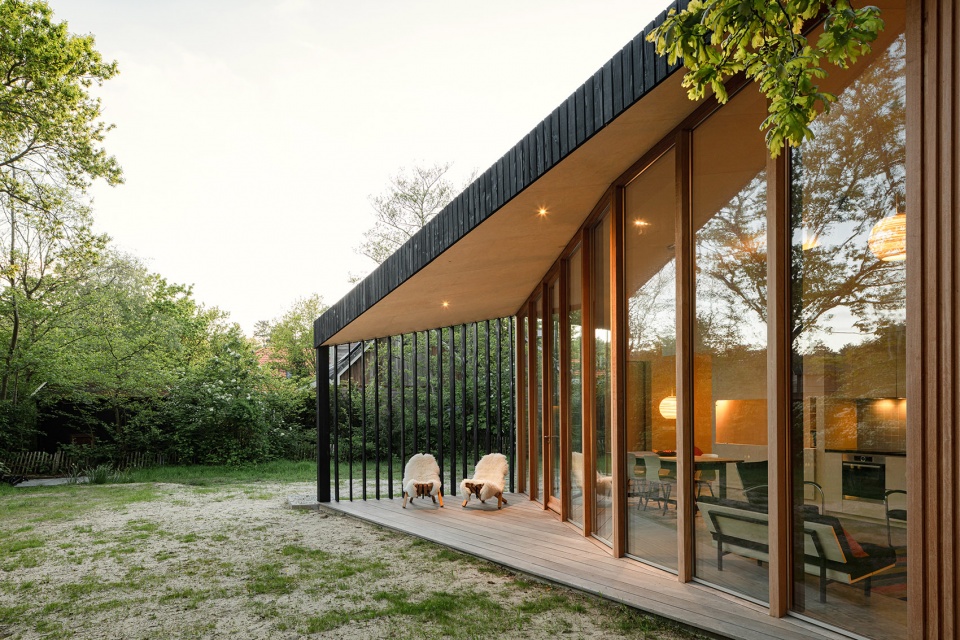 holiday home netherlands by orange architects
