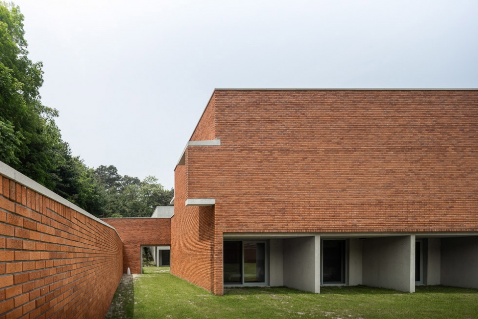 Amore Pacific Hotel Alvaro Siza Carlos Castanheira Kim Jang Kyu