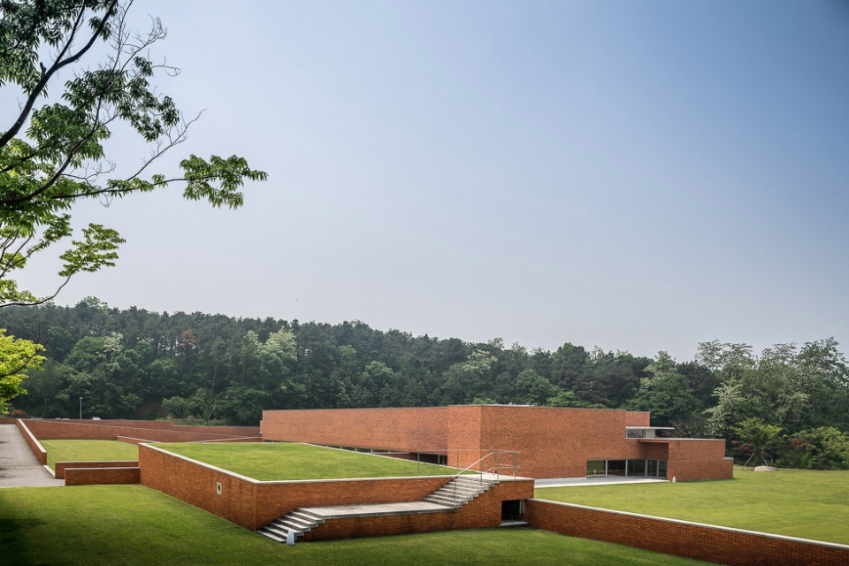 Amore Pacific Hotel Alvaro Siza Carlos Castanheira Kim Jang Kyu