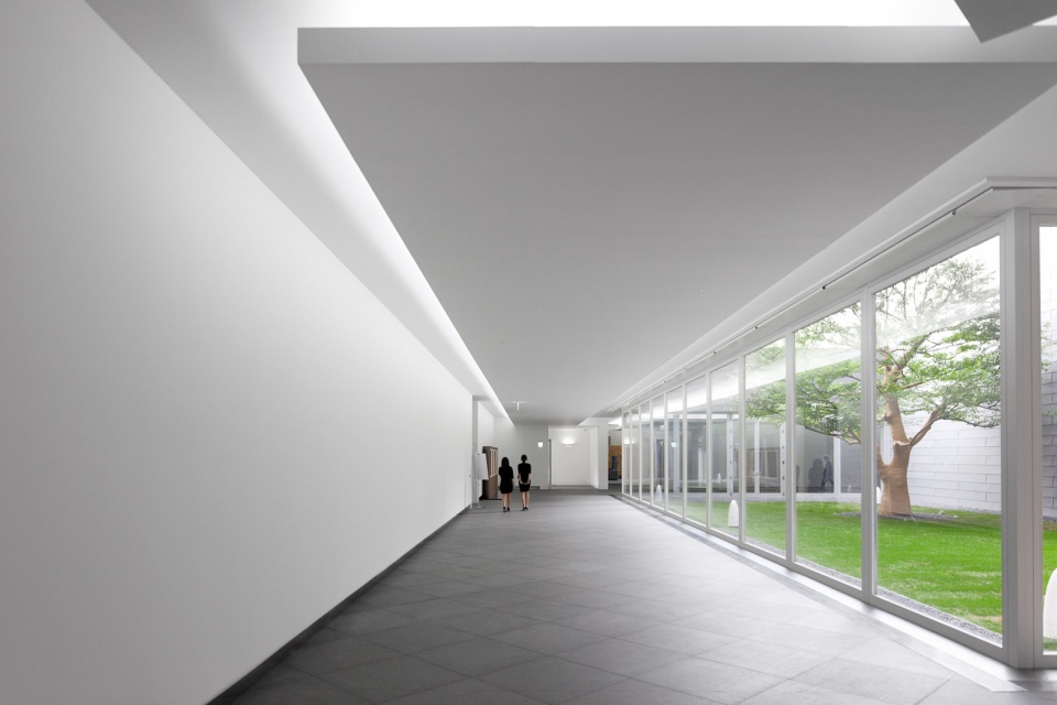 Amore Pacific Research and Design Center Alvaro Siza Carlos Castanheira Kim Jang Kyu