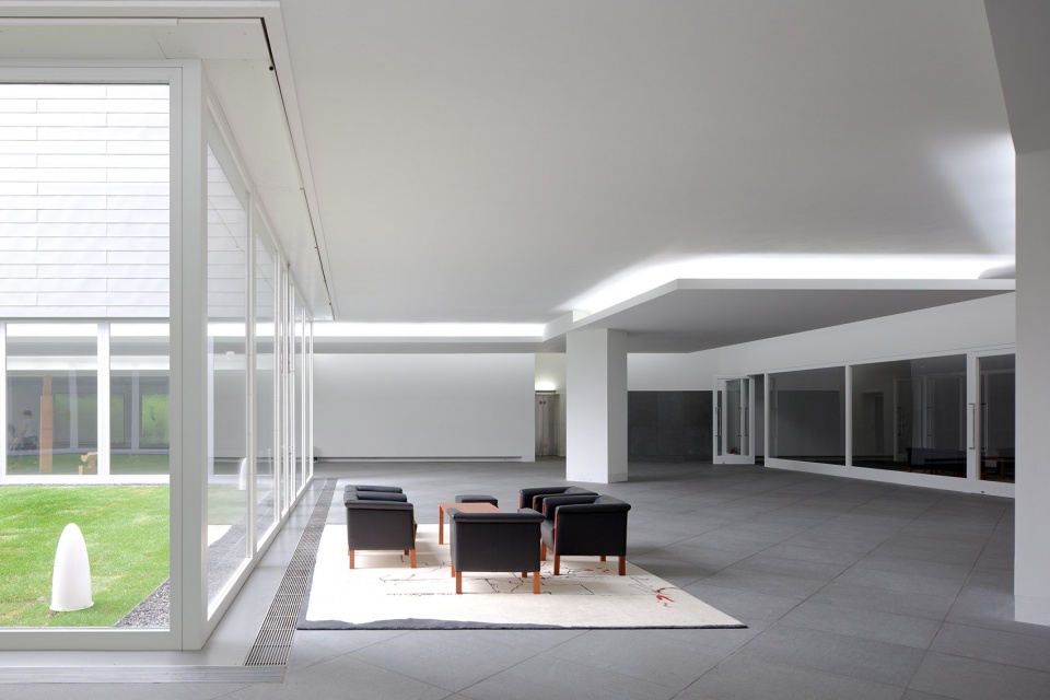 Amore Pacific Research and Design Center Alvaro Siza Carlos Castanheira Kim Jang Kyu