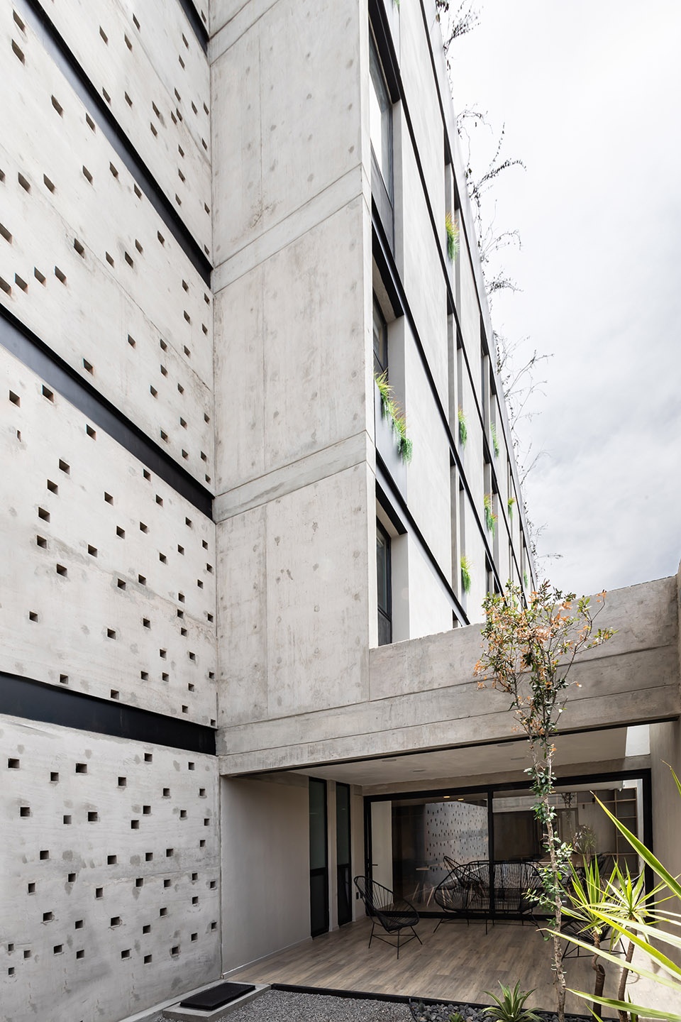habitee urban dorms mexico by estudio zero