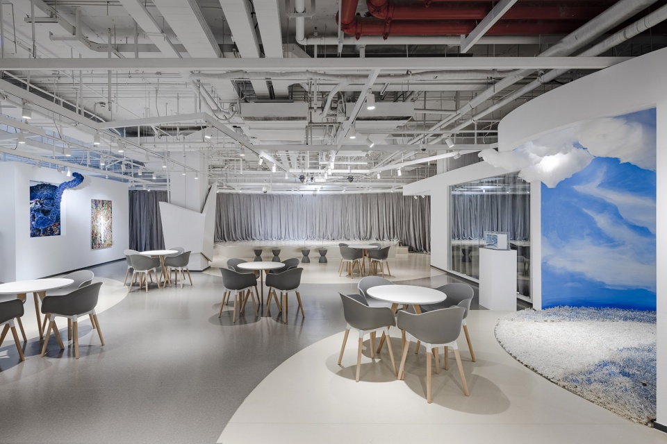 MADHAUS Shanghai by YEAS