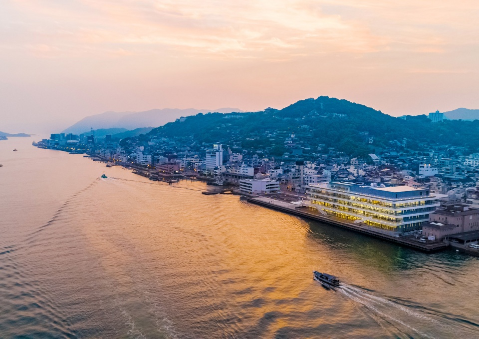 Onomichi City Office by Nikken Sekkei