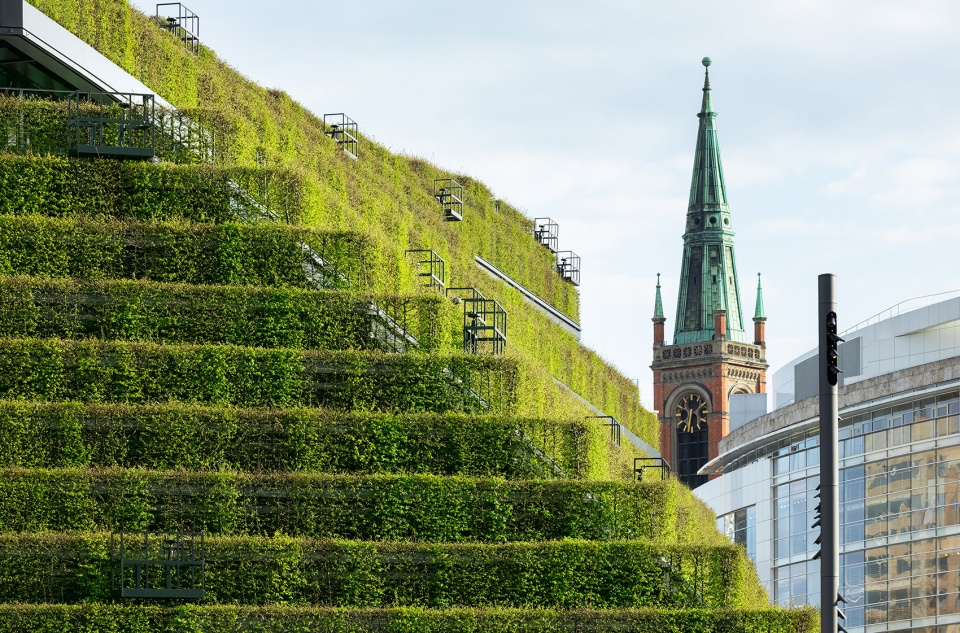 ko bogen ii commercial and office building by ingenhoven architects