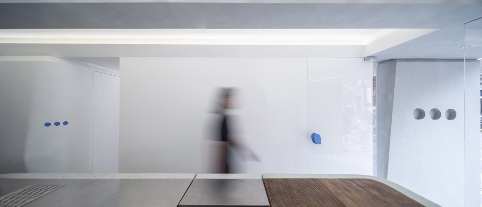 the others beverage store China by Mur Mur Lab