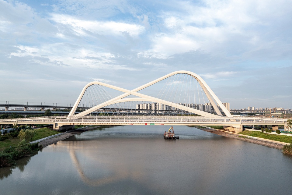 Nanjing Qinhuai Bay Bridge China by AND Office NAN Architects