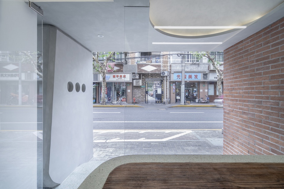 the others beverage store China by Mur Mur Lab