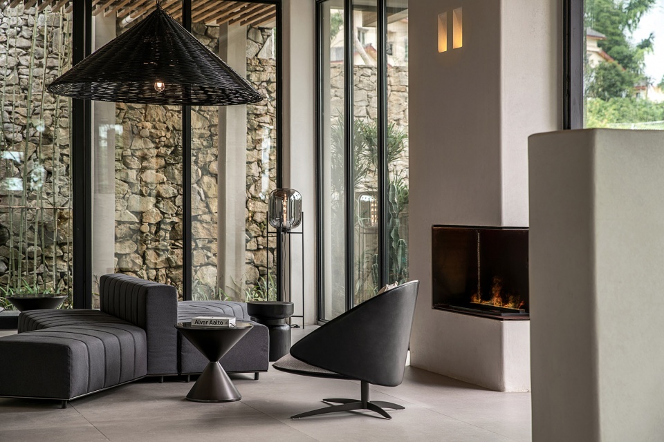 MUNWOOD RESORT China by LEW ASSOCIATES