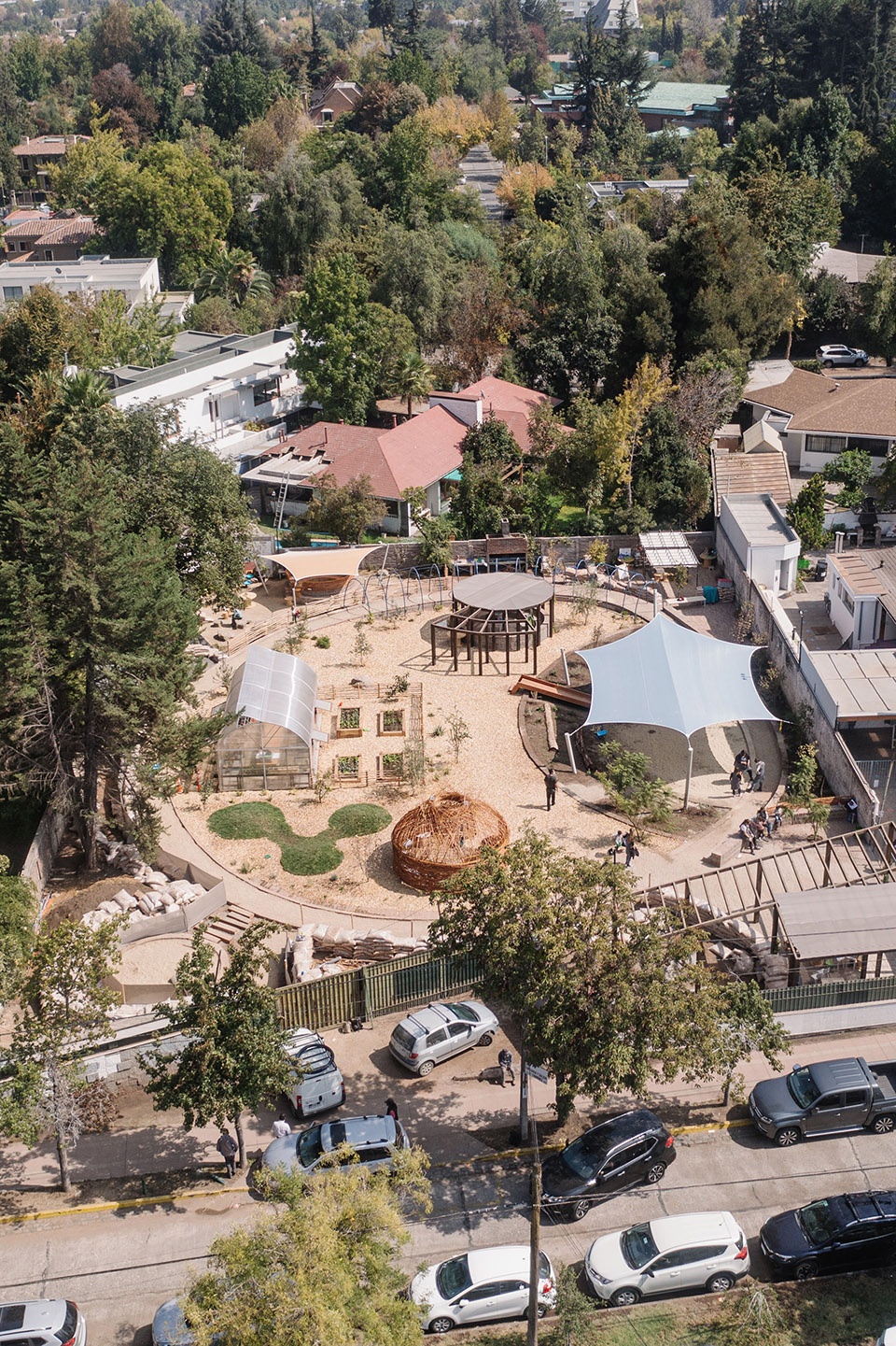 Ombu Afuera Kindergarten by Andres Zegers Arquitecto Lirio Paisaje