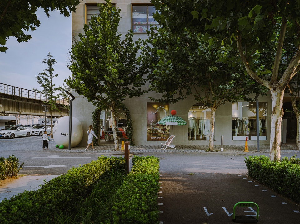 beijing xidian funs itown by change studio