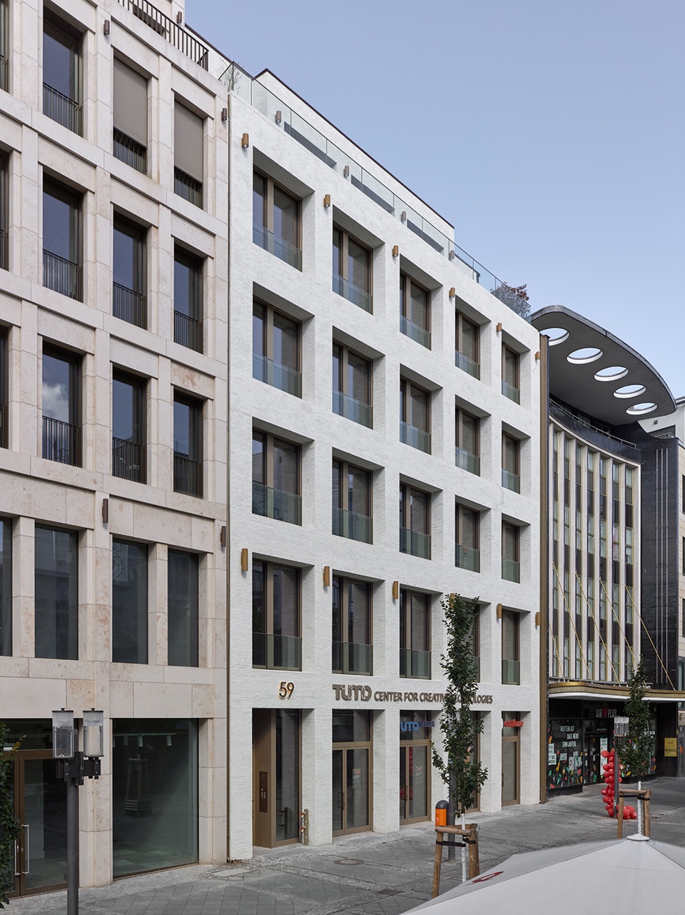 wilmersdorfer strase 59 by max dudler