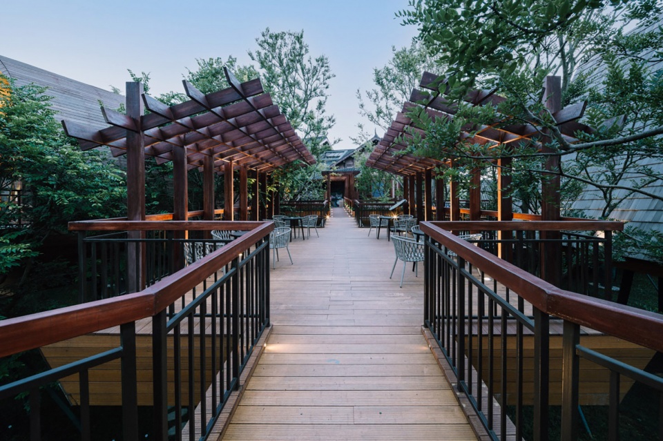 Le Bei Resort in Guilin China by aoe project team