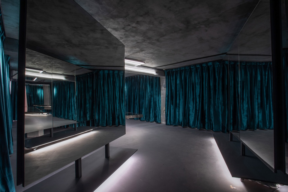 lowlowland art space china by turtlehill design